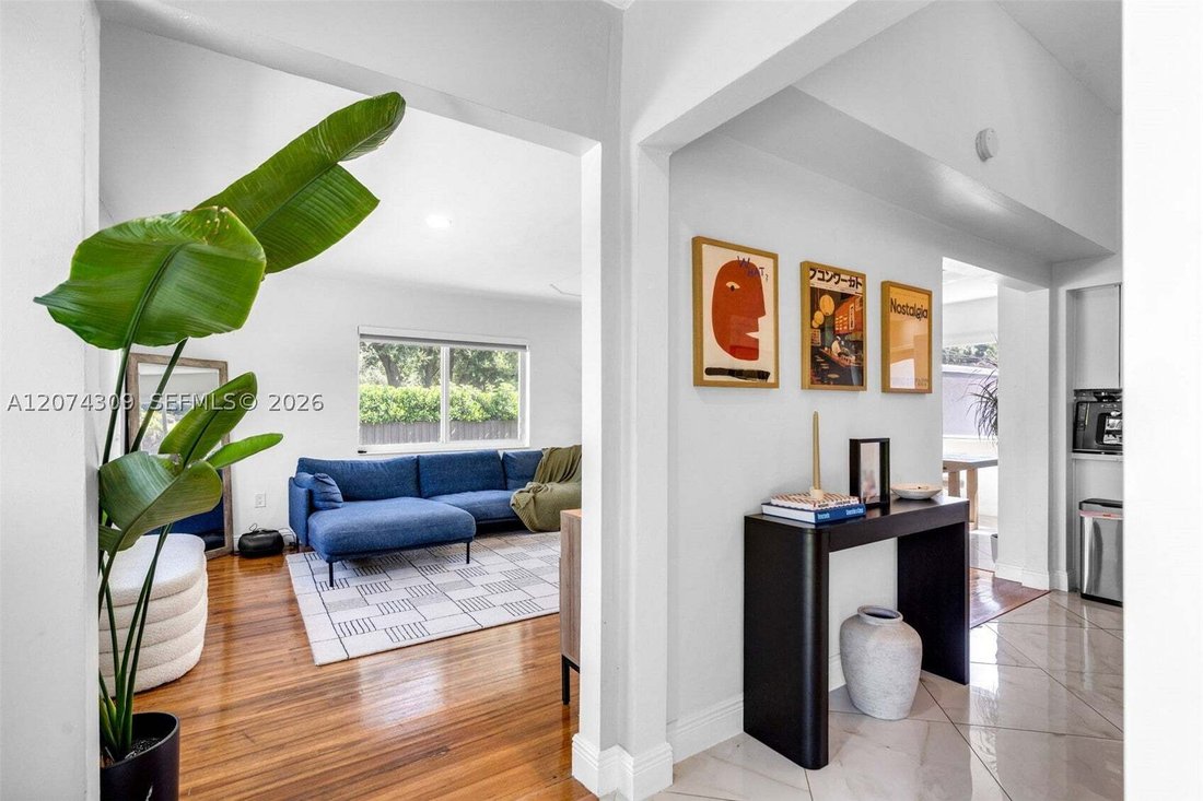 House in Miami, Florida, United States 5 - 18694585