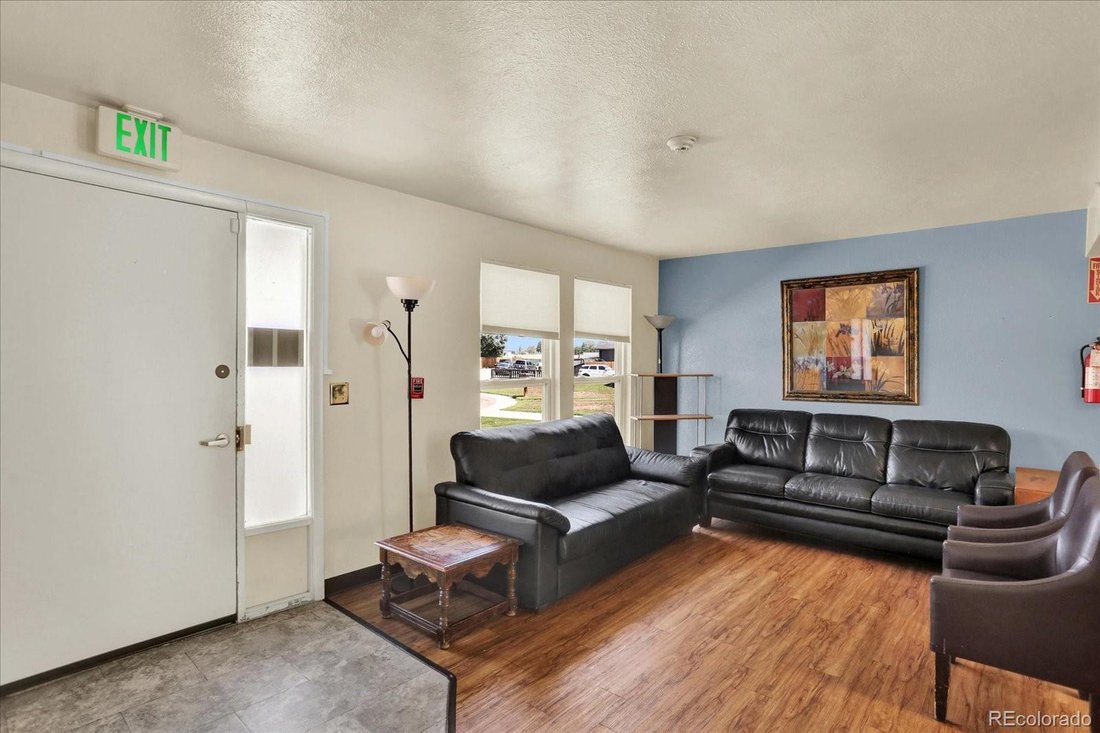 Aurora, Colorado, United States 4 - 18694704