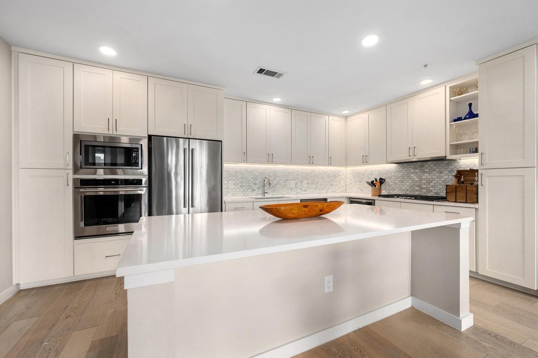 Condominio a Austin, Texas, Stati Uniti 3 - 18694502