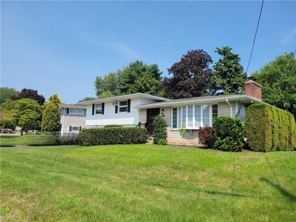 House in Cranston, Rhode Island, United States 2 - 18694841