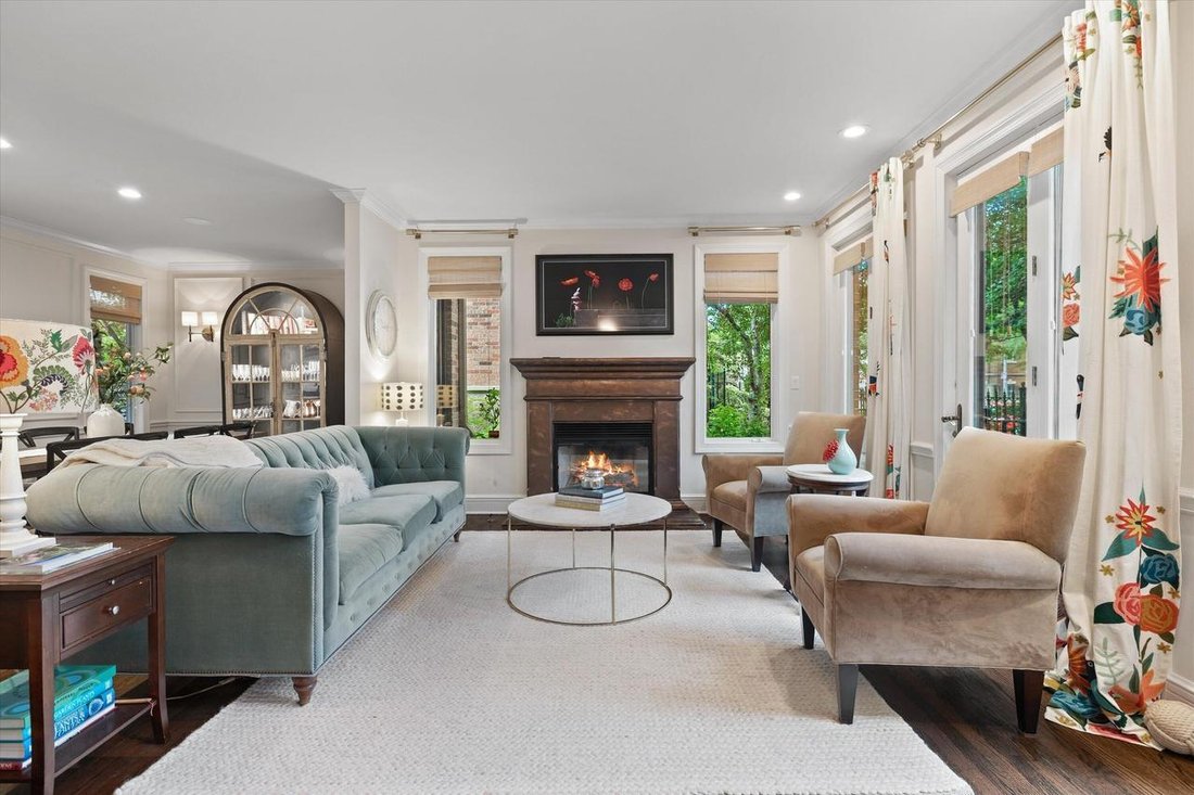 Condo in Milwaukee, Wisconsin, United States 3 - 18694357