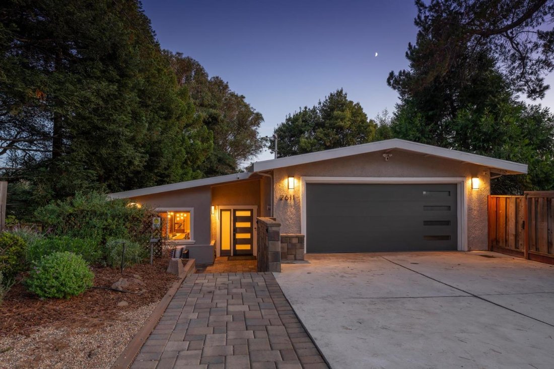 Casa a Belmont, California, Stati Uniti 1 - 18694564