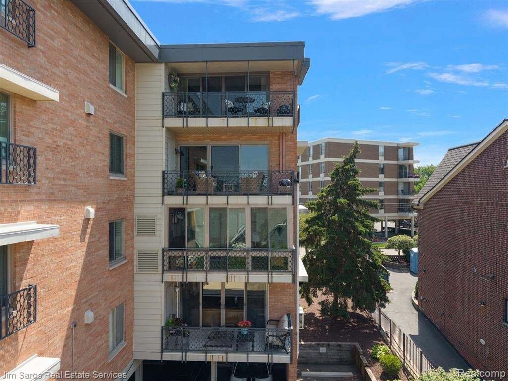 Condominio en Birmingham, Míchigan, Estados Unidos 5 - 18452880