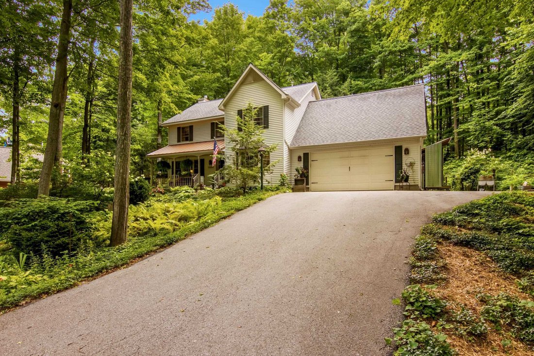 House in Garfield Township, Michigan, United States 2 - 18694463