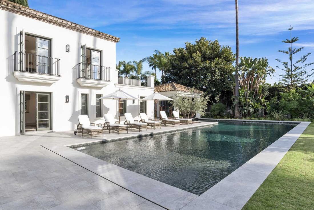 Villa in Nueva Andalucia, Marbella, Spain 4 - 18695023