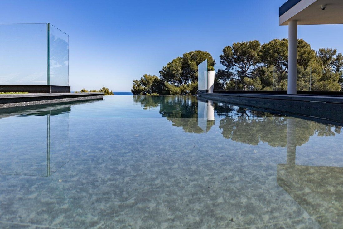 Villa in Porto Maurizio, Imperia, Liguria 2 - 18695304