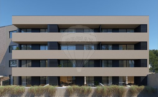 Apartamento en Gulpilhares e Valadares, Distrito de Oporto, Portugal 1