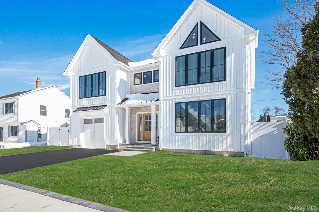 Casa en Levittown, Nueva York, Estados Unidos 3 - 18694404