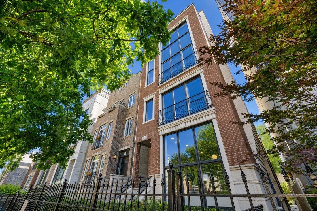 Condo in Chicago, Illinois, United States 1 - 18694980