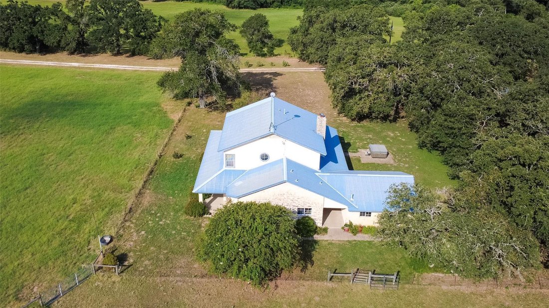 House in Elgin, Texas, United States 5 - 18694506