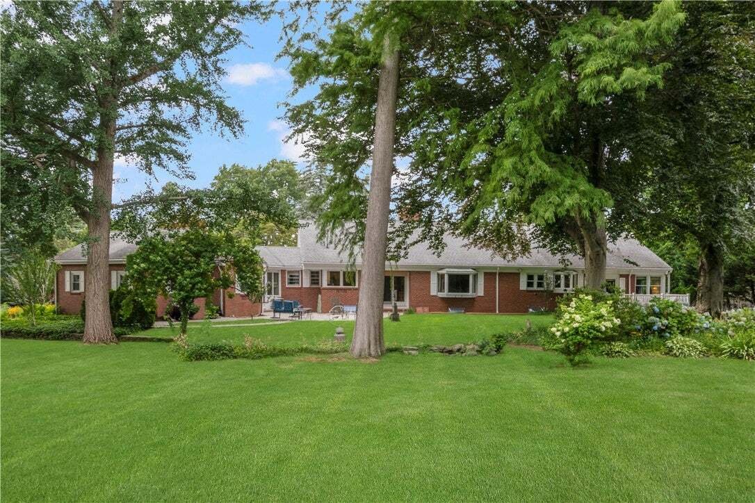 House in Cranston, Rhode Island, United States 4 - 18694818