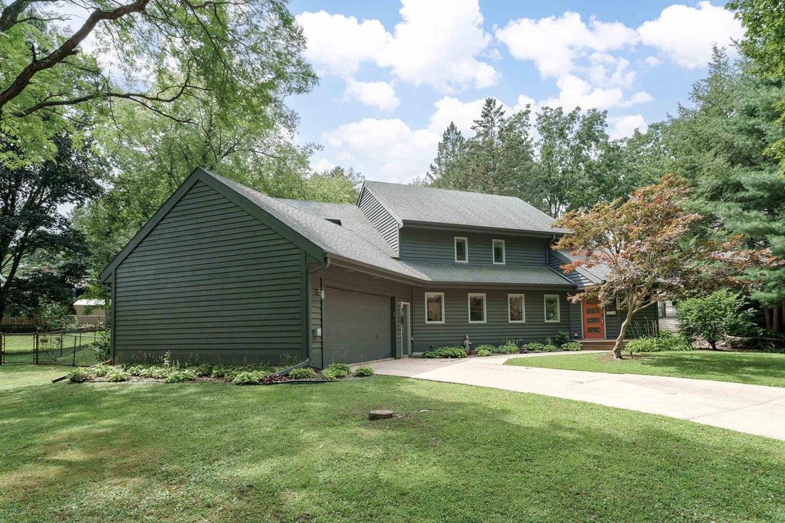 House in Fitchburg, Wisconsin, United States 3 - 18694344