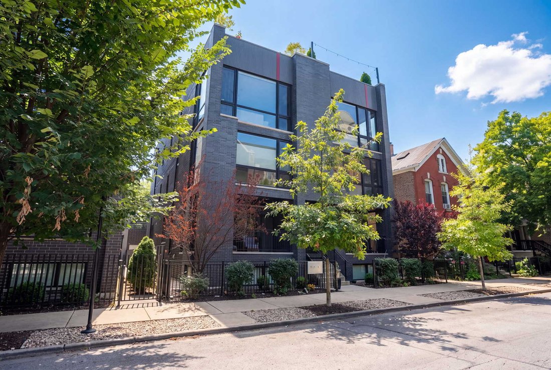 Condo in Chicago, Illinois, United States 1 - 18694966