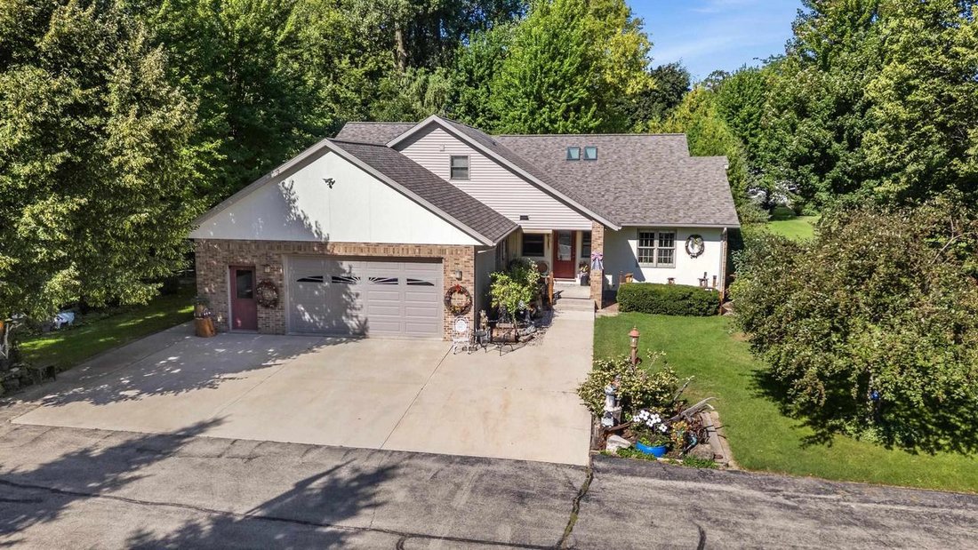 Haus in Waupun, Wisconsin, Vereinigte Staaten 2 - 18694342