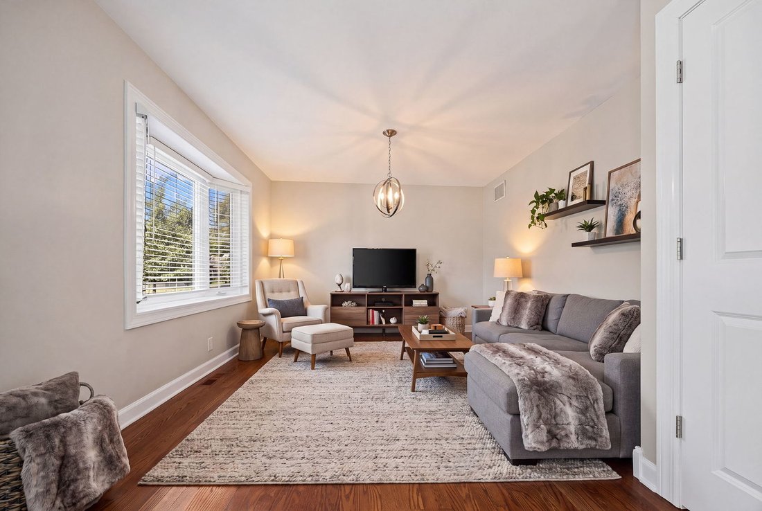 House in Downers Grove, Illinois, United States 3 - 18694950