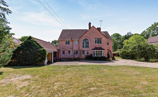 Casa a Wrecclesham, Lower Bourne, Inghilterra 1