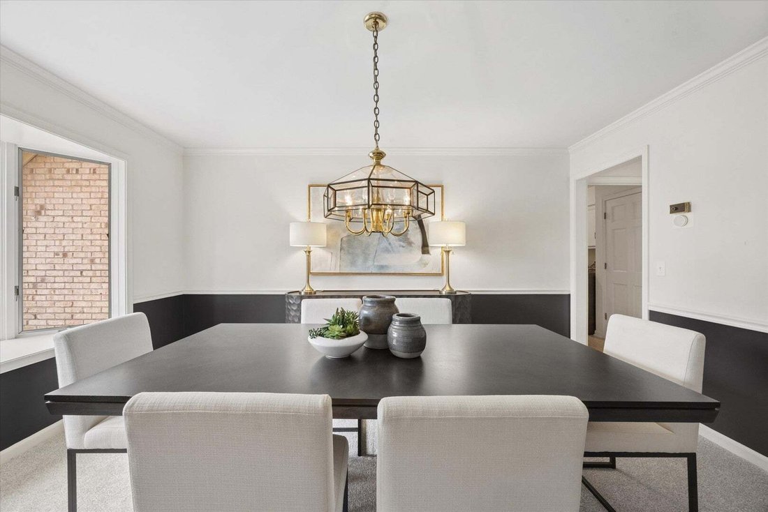 House in Naperville, Illinois, United States 5 - 18694964