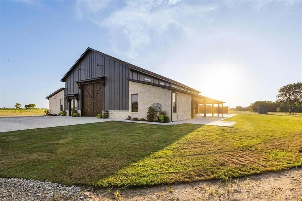 House in Sherman, Texas, United States 3 - 18695026