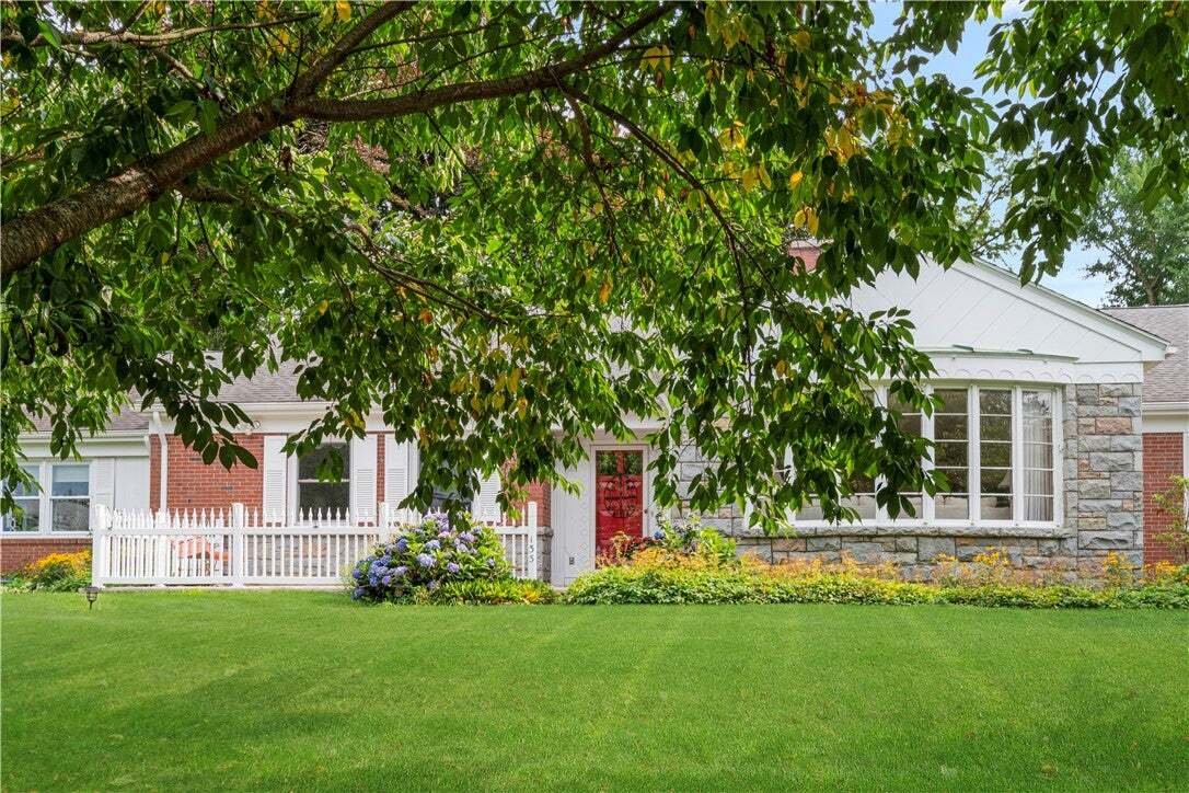 House in Cranston, Rhode Island, United States 3 - 18694818