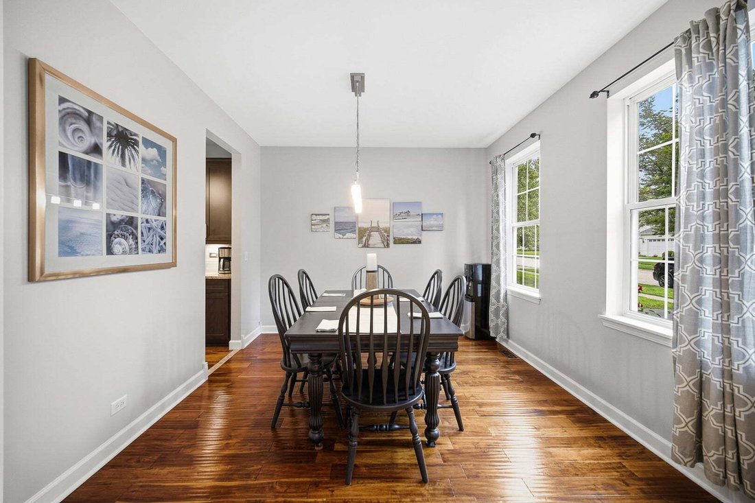 House in Cary, Illinois, United States 5 - 18694958
