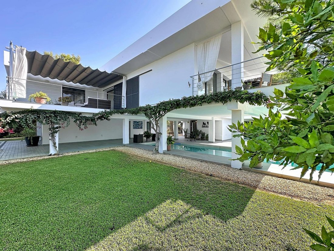 Villa in Ciutadella de Menorca, Balearic Islands, Spain 4 - 18695012