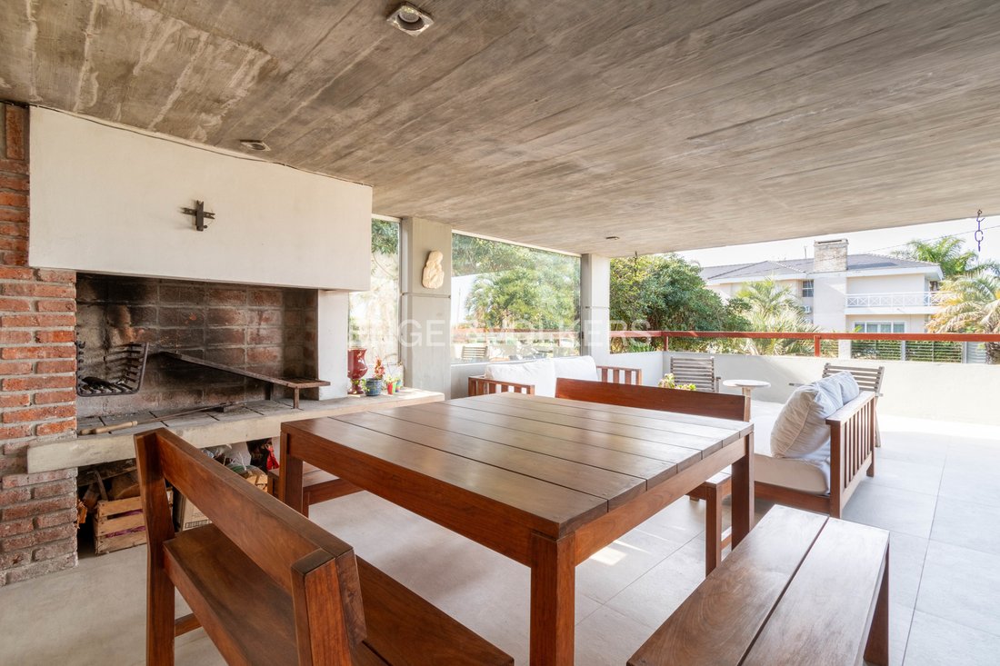 Apartment in Montevideo, Departamento de Montevideo, Uruguay 4 - 18695697
