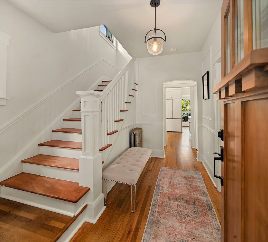 House in Seattle, Washington, United States 4 - 18695636
