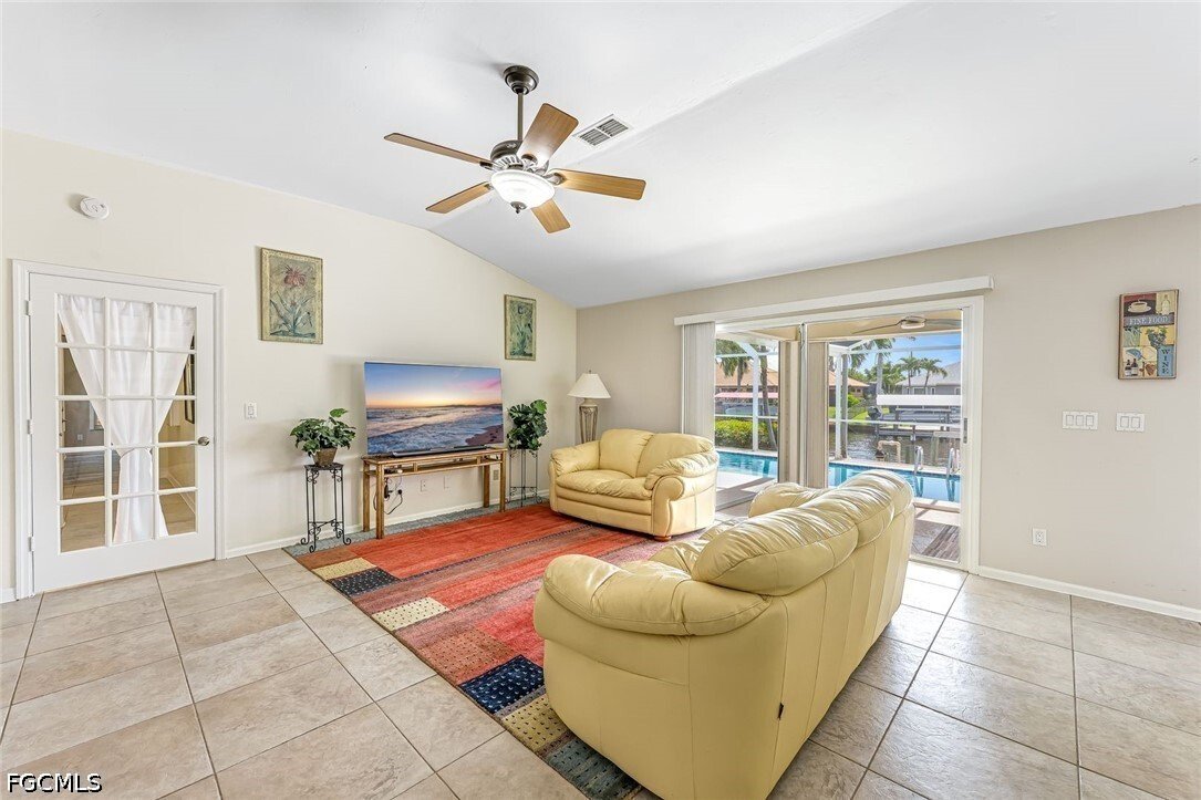 House in Cape Coral, Florida, United States 4 - 18695571