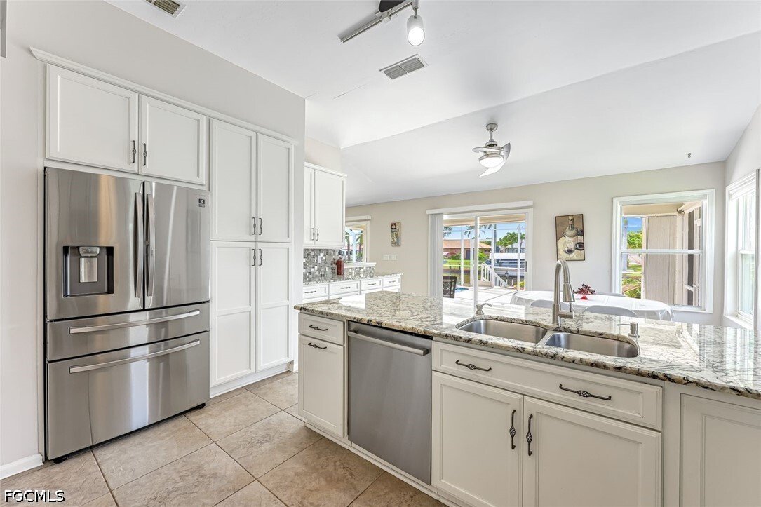 House in Cape Coral, Florida, United States 5 - 18695571