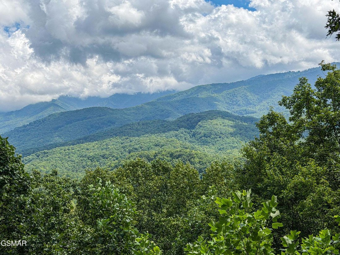 House in Gatlinburg, Tennessee, United States 4 - 18695481