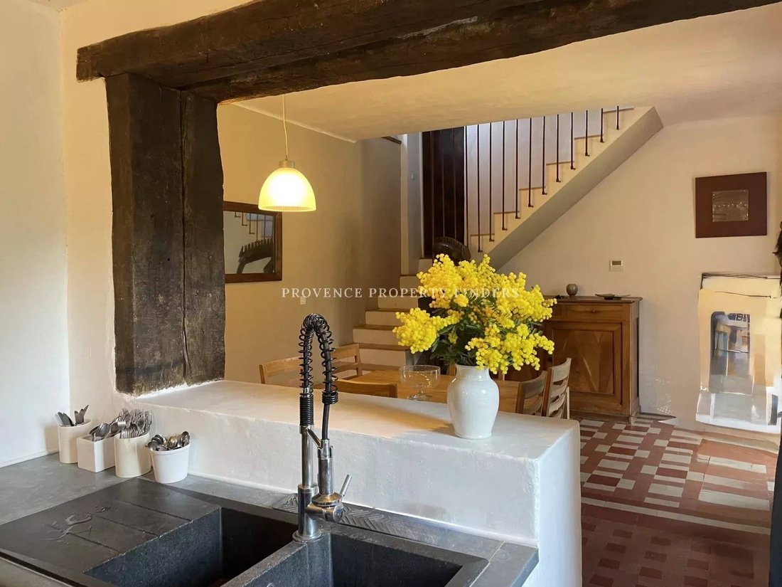 House in Villecroze, Provence-Alpes-Côte d'Azur, France 3 - 17438491