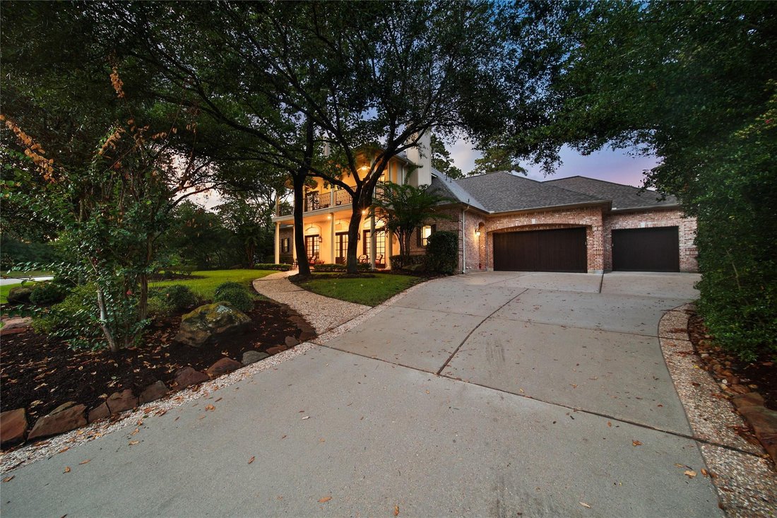 House in The Woodlands, Texas, United States 2 - 18695450