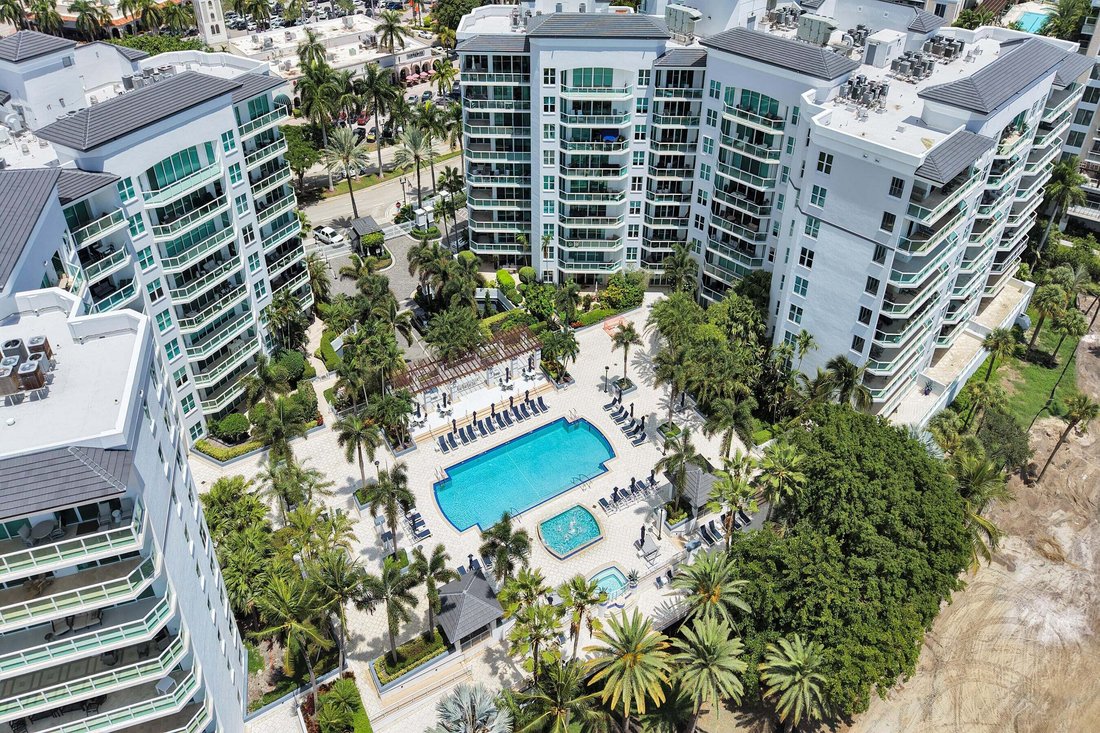 Condo in Boca Raton, Florida, United States 1 - 18695515