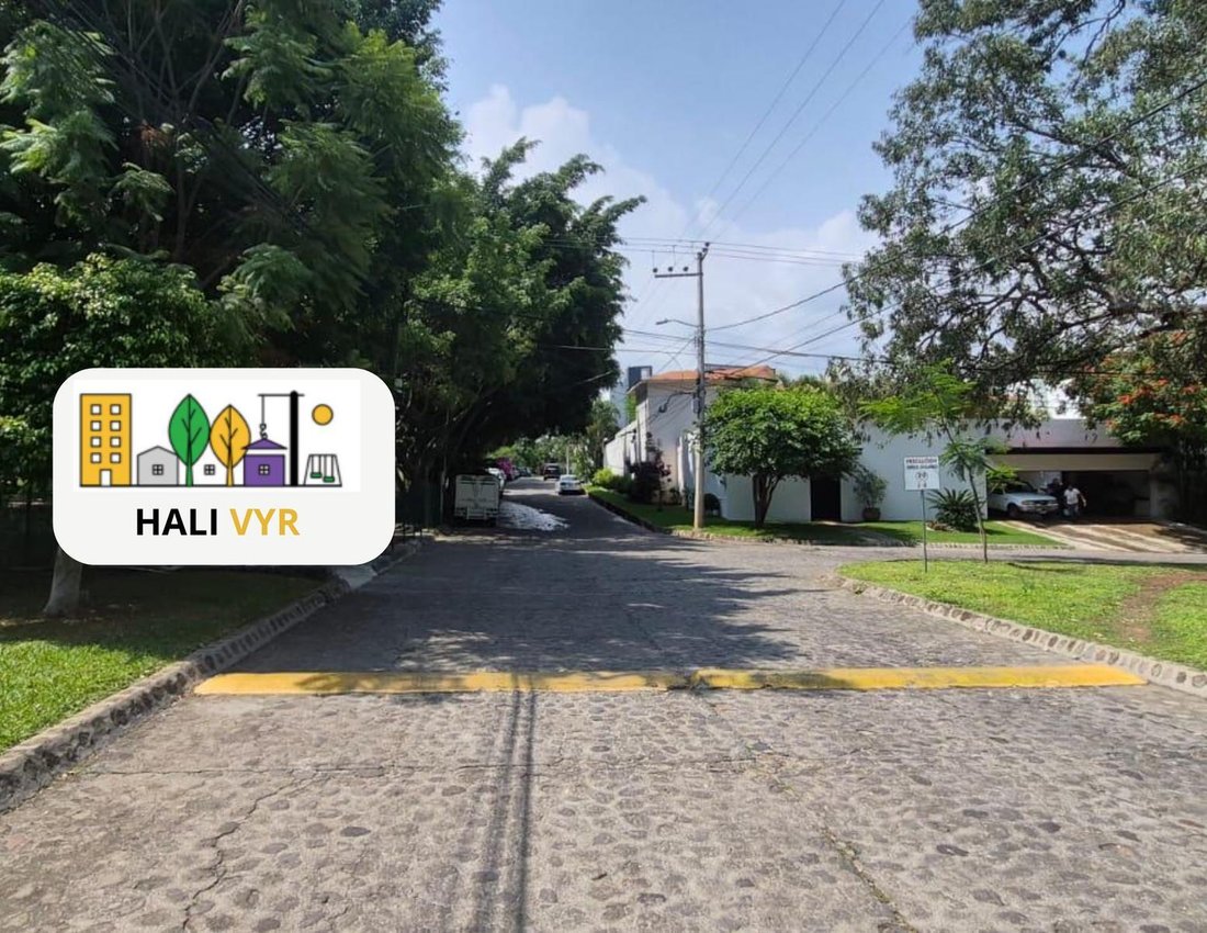 Land in Cuernavaca, Morelos, Mexico 1 - 18695742