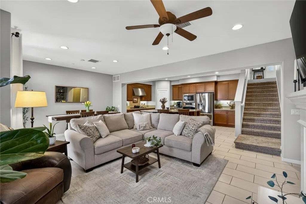 Townhouse in Yorba Linda, California, United States 2 - 18695395