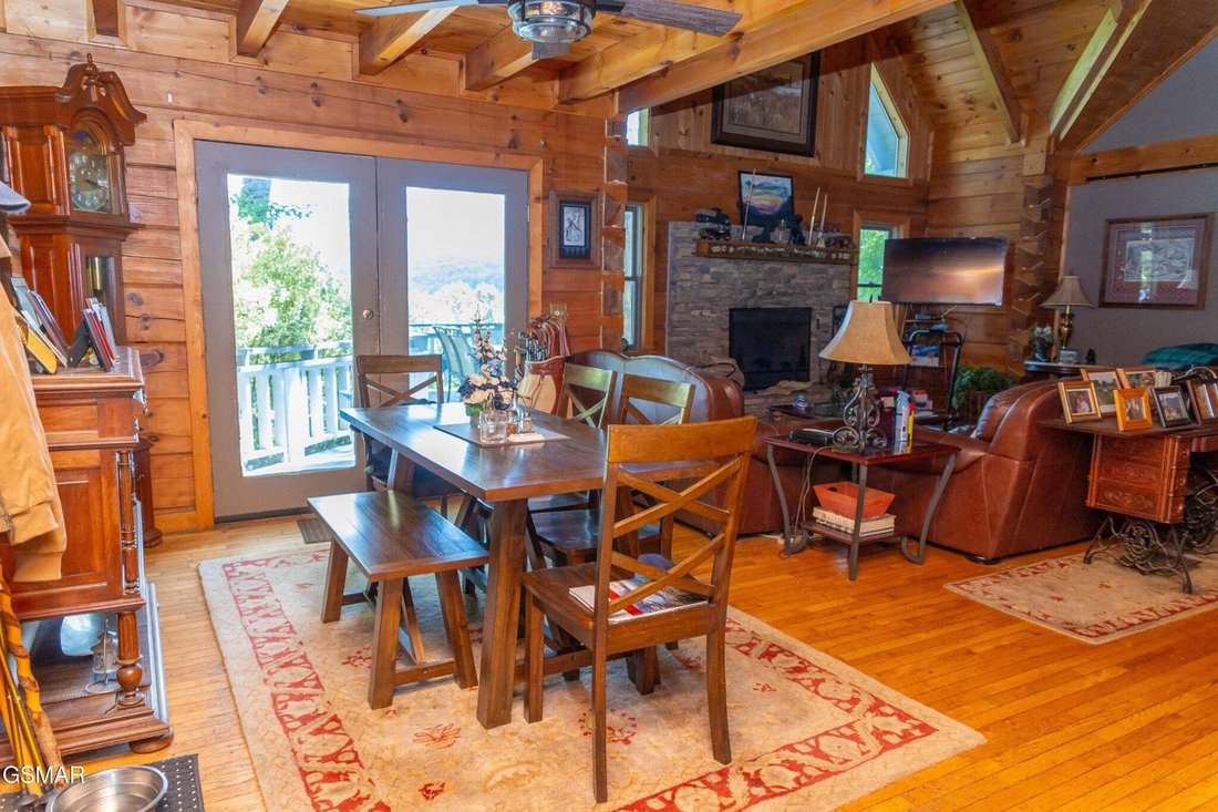 House in Gatlinburg, Tennessee, United States 5 - 18695481