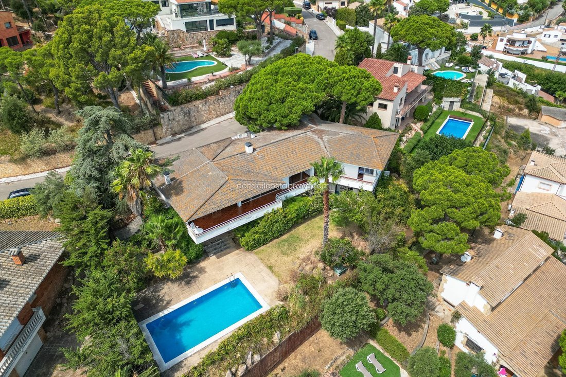 Chalet in Calonge i Sant Antoni, Catalonia, Spain 1 - 18695847