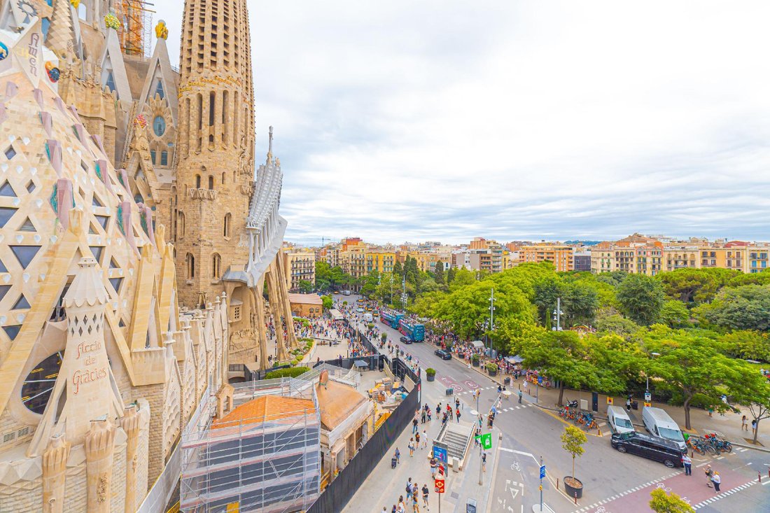 Apartment in Eixample, Barcelona, Spain 4 - 18301295