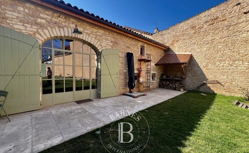House in Givry, Bourgogne – Franche-Comté, France 1