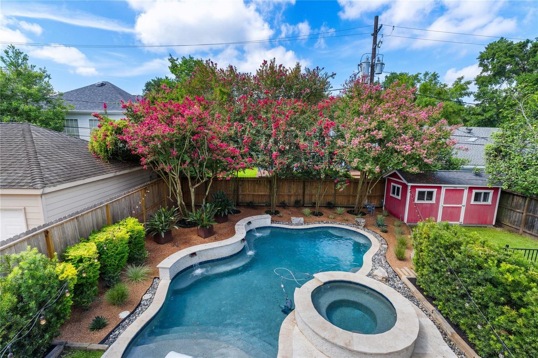 House in Houston, Texas, United States 4 - 18695460