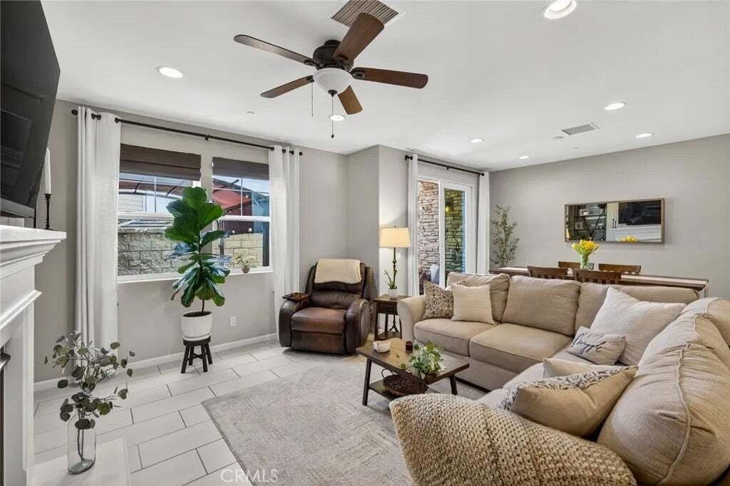 Townhouse in Yorba Linda, California, United States 3 - 18695395