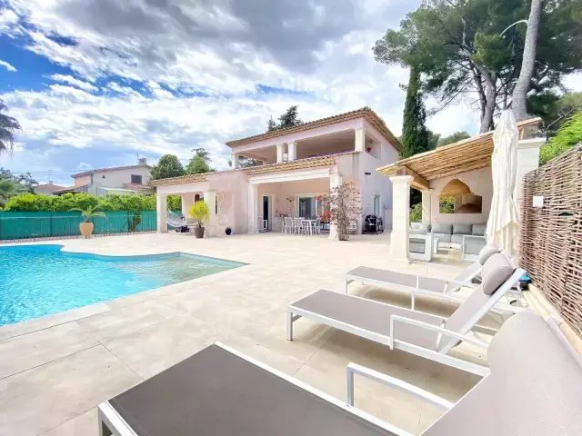 Villa in Maurice Jeanpierre, Le Cannet, France 4 - 16886806