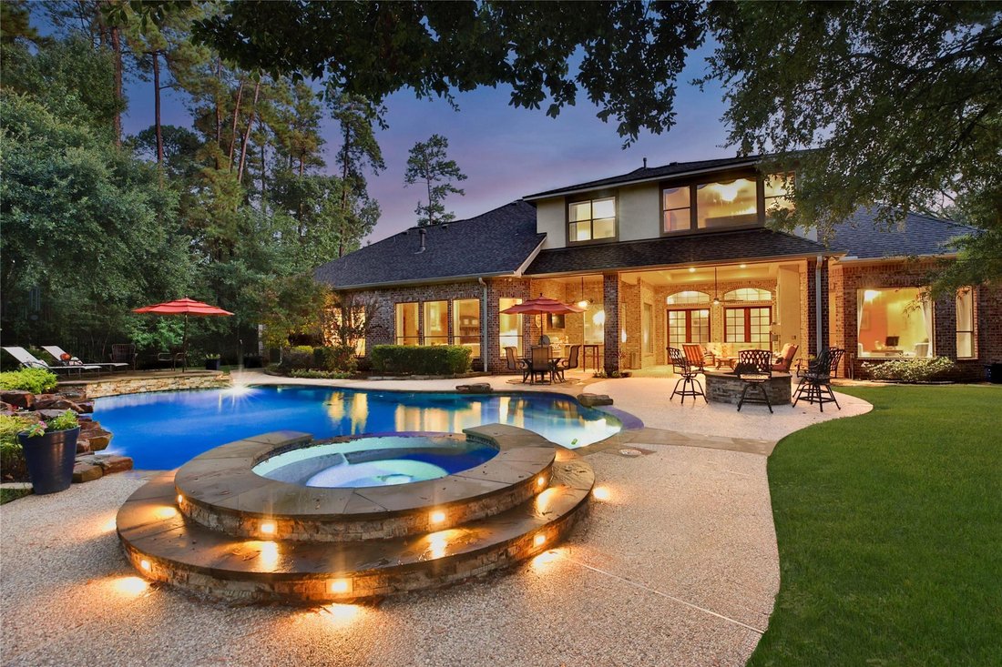 House in The Woodlands, Texas, United States 4 - 18695450