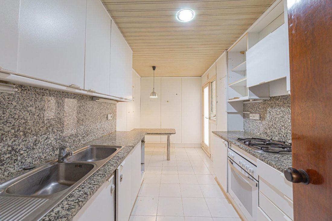 Apartment in Eixample, Barcelona, Spain 2 - 18301295