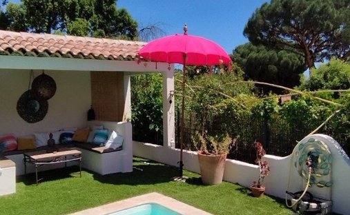 Villa in Sud, Cavalaire-sur-Mer, France 1