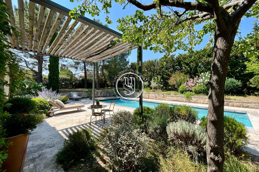 Villa in Eygalières, Provence-Alpes-Côte d'Azur, France 4 - 18695859