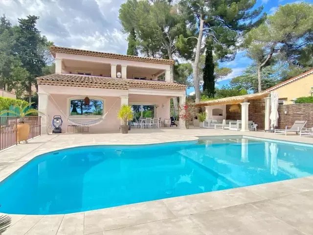 Villa in Maurice Jeanpierre, Le Cannet, France 1 - 16886806