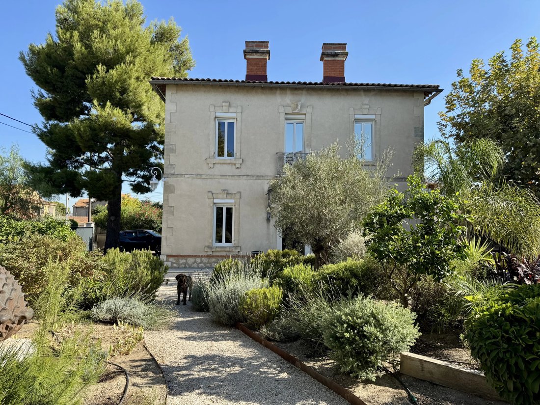 Country House in Mazargues, Marseille, Provence-Alpes-Côte d'Azur 1 - 18695581