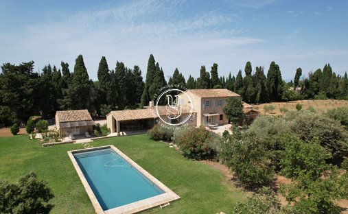 Villa en Eygalières, Provenza-Alpes-Costa Azul, Francia 1