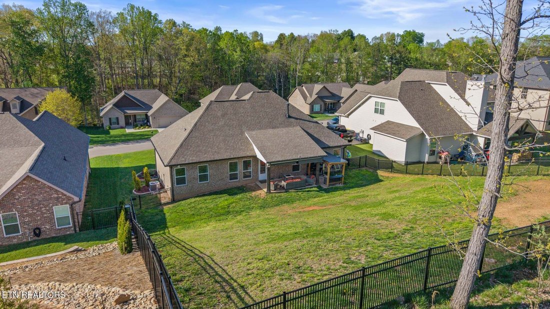 House in Lenoir City, Tennessee, United States 3 - 18695490